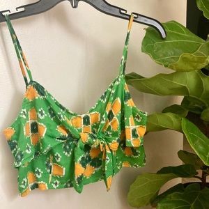 Aerie tie front crop top. Never worn. Great condition. Size small.